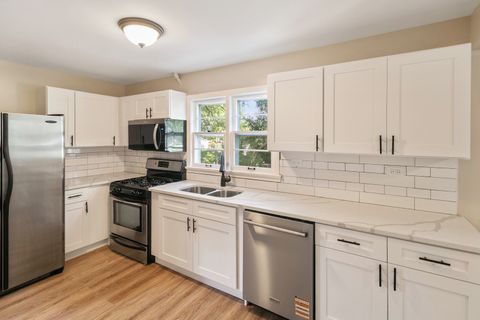 Tiny photo for 14348 Knox Avenue, Midlothian, IL 60445 (MLS # 12470498)