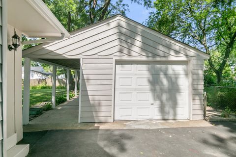 Tiny photo for 14348 Knox Avenue, Midlothian, IL 60445 (MLS # 12470498)