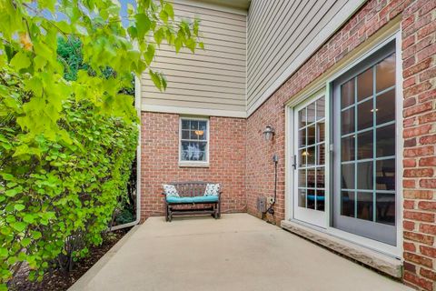 Tiny photo for 4 Daybreak Terrace, Buffalo Grove, IL 60089 (MLS # 12495044)