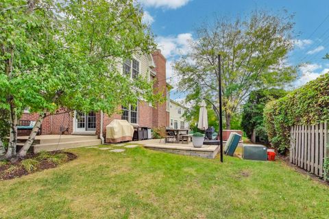 Tiny photo for 4 Daybreak Terrace, Buffalo Grove, IL 60089 (MLS # 12495044)