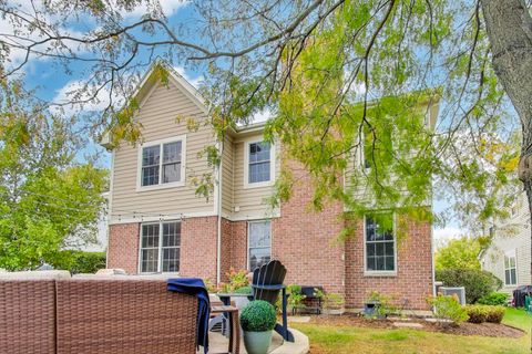 Tiny photo for 4 Daybreak Terrace, Buffalo Grove, IL 60089 (MLS # 12495044)