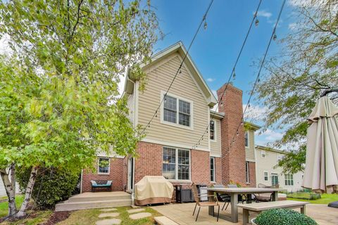 Tiny photo for 4 Daybreak Terrace, Buffalo Grove, IL 60089 (MLS # 12495044)