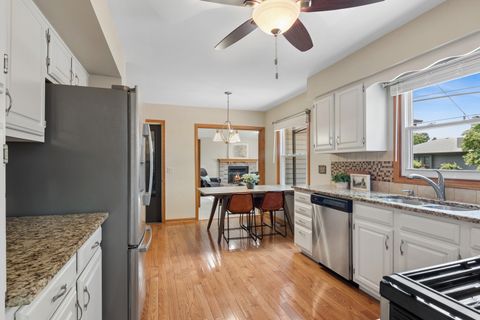 Tiny photo for 604 Shenandoah Trail, Elgin, IL 60123 (MLS # 12684601)