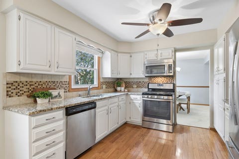 Tiny photo for 604 Shenandoah Trail, Elgin, IL 60123 (MLS # 12684601)