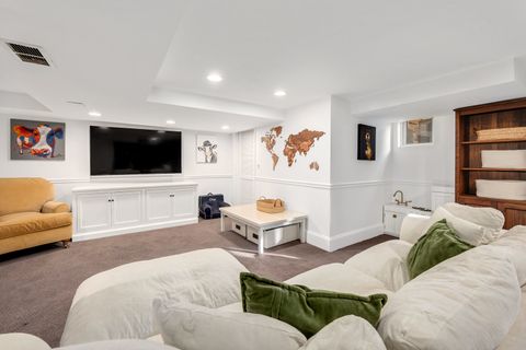 Tiny photo for 4338 Lawn Avenue, Western Springs, IL 60558 (MLS # 12496522)