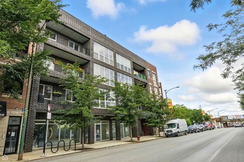 Photo of 3530 N Lincoln Avenue #403, Chicago, IL 60657 (MLS # 12638045)