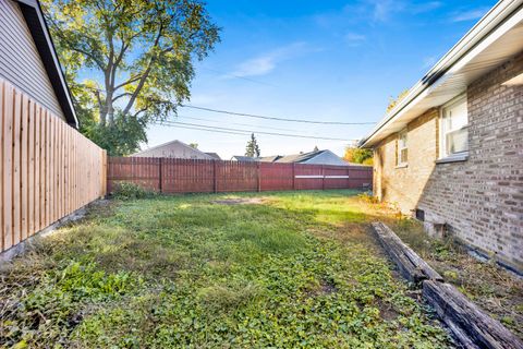 Tiny photo for 11257 S Pacific Drive, Worth, IL 60482 (MLS # 12537053)