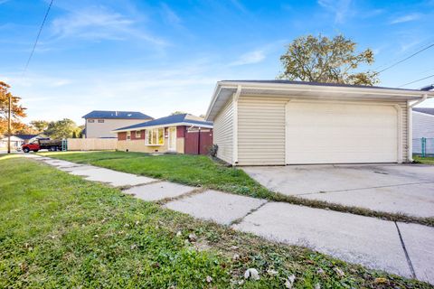 Tiny photo for 11257 S Pacific Drive, Worth, IL 60482 (MLS # 12537053)