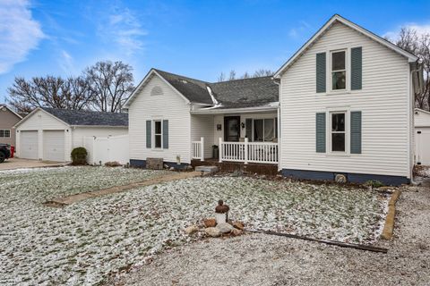 Tiny photo for 306 Shimp Street, Milmine, IL 61855 (MLS # 12588553)