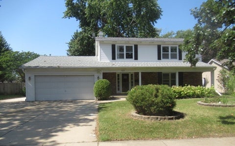Photo of 323 Berwick Drive, Aurora, IL 60506 (MLS # 12765629)