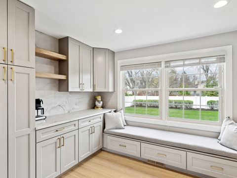 Tiny photo for 2870 Beckwith Court, Northbrook, IL 60062 (MLS # 12621766)