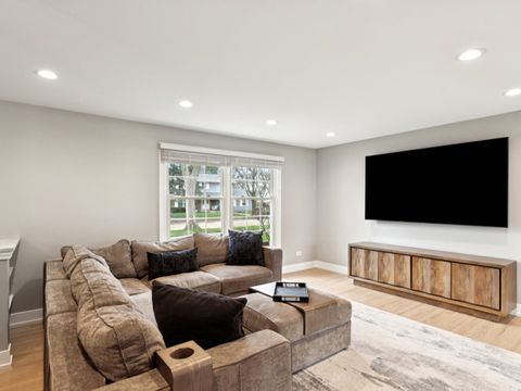 Tiny photo for 2870 Beckwith Court, Northbrook, IL 60062 (MLS # 12621766)