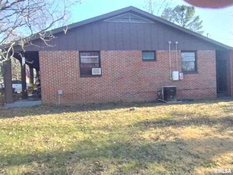 Tiny photo for 600 S SKYLINE Drive, Carbondale, IL 62901 (MLS # EB457079)