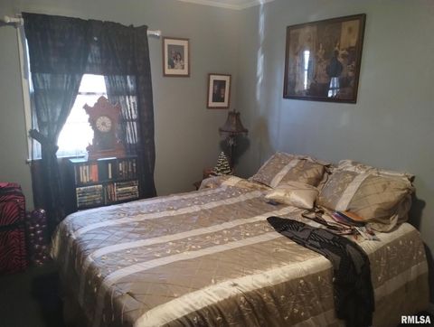 Tiny photo for 600 S SKYLINE Drive, Carbondale, IL 62901 (MLS # EB457079)