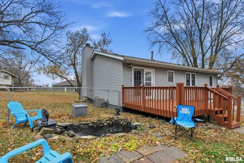 Tiny photo for 338 BENTON Street, Le Claire, IA 52753 (MLS # QC4269592)