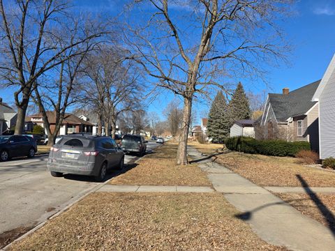 Tiny photo for 312 N Center Avenue, Bradley, IL 60915 (MLS # 12566270)