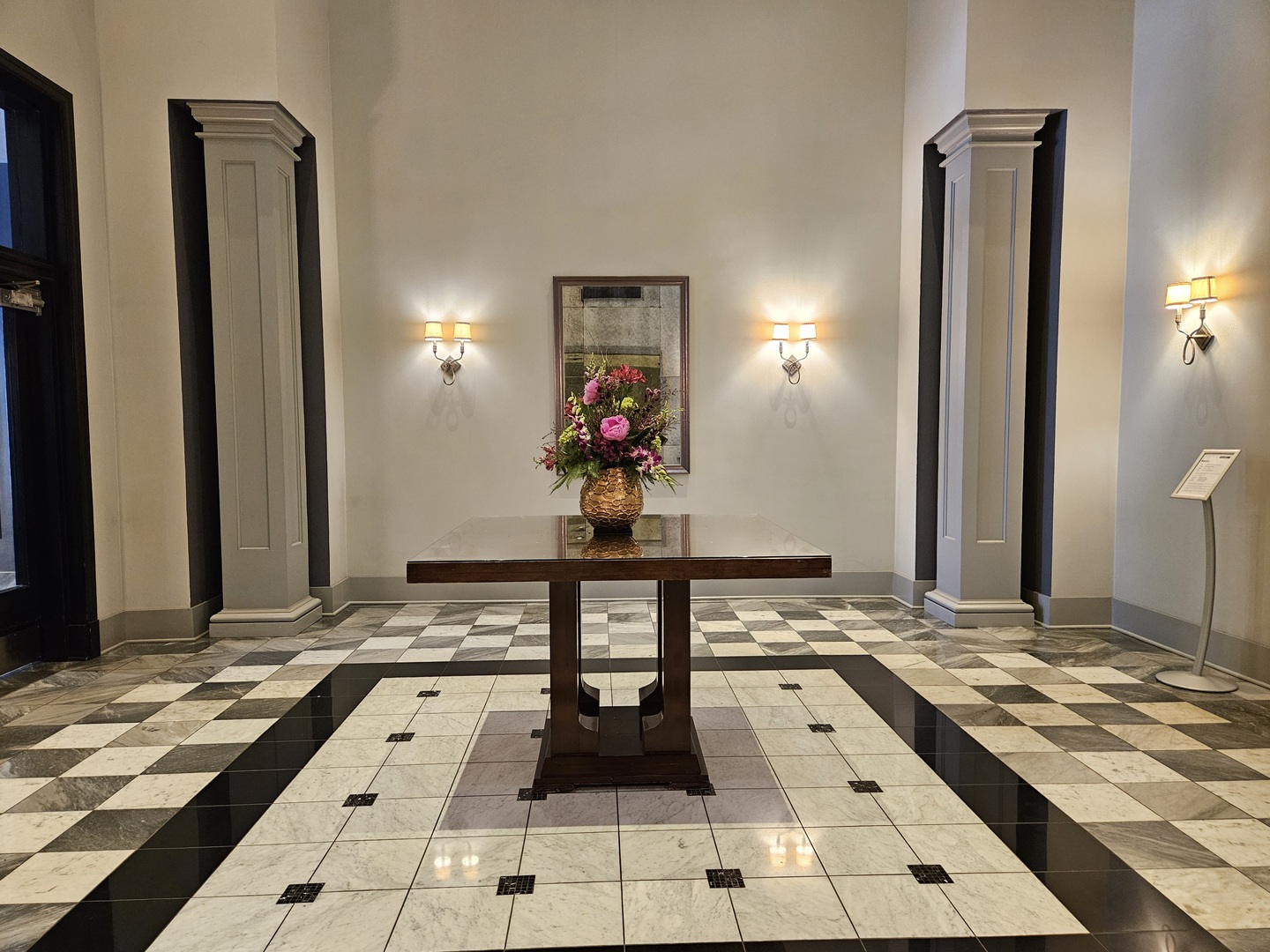 70 W Huron Street 809