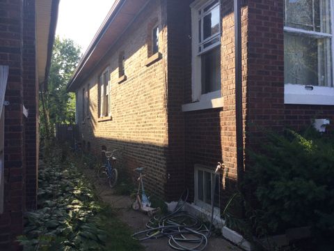 Tiny photo for 8328 S Paxton Avenue, Chicago, IL 60617 (MLS # 12475030)