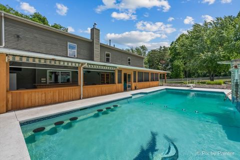 A home in Fox Lake