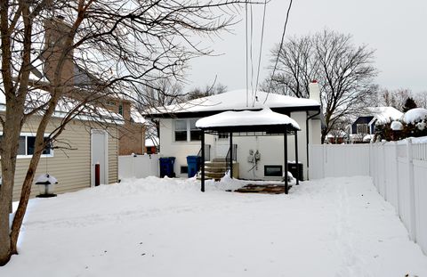 Tiny photo for 324 Parkside Avenue, Itasca, IL 60143 (MLS # 12529348)