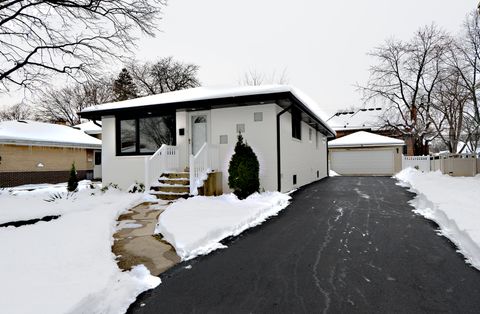 Tiny photo for 324 Parkside Avenue, Itasca, IL 60143 (MLS # 12529348)