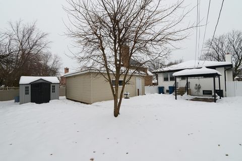 Tiny photo for 324 Parkside Avenue, Itasca, IL 60143 (MLS # 12529348)