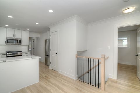 Tiny photo for 324 Parkside Avenue, Itasca, IL 60143 (MLS # 12529348)