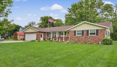 Tiny photo for 309 S 3rd Street, Chatsworth, IL 60921 (MLS # 12730784)