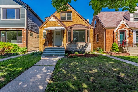 Photo of 1935 N Natoma Avenue, Chicago, IL 60707 (MLS # 12669387)