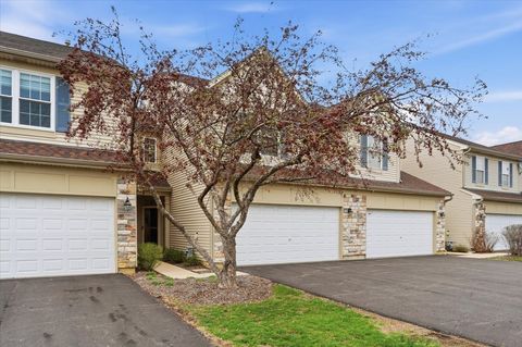 Tiny photo for 529 Shakespeare Drive, Grayslake, IL 60030 (MLS # 12596413)