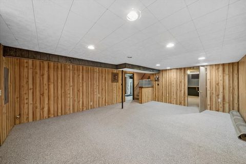 Tiny photo for 2 Division Street, Bristol, IL 60512 (MLS # 12620104)