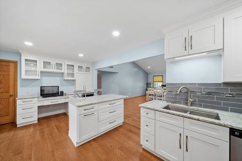 Tiny photo for 2 Division Street, Bristol, IL 60512 (MLS # 12620104)