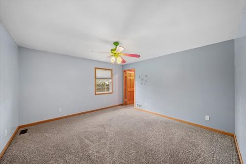 Tiny photo for 2 Division Street, Bristol, IL 60512 (MLS # 12620104)