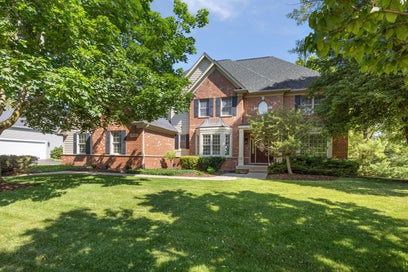 40W082 Fox Mill Boulevard St. Charles IL 60175
