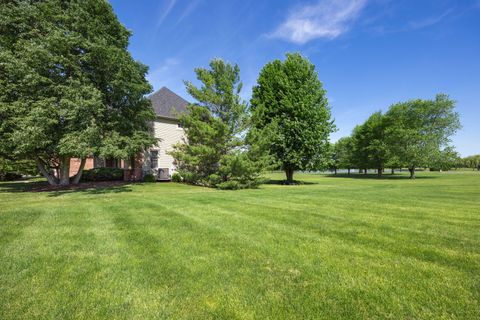 Tiny photo for 40W082 Fox Mill Boulevard, St. Charles, IL 60175 (MLS # 12656933)