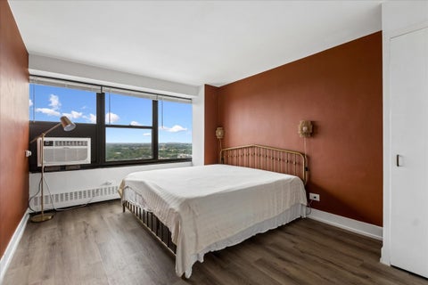 Tiny photo for 6030 N SHERIDAN Road #1911, Chicago, IL 60660 (MLS # 12716270)