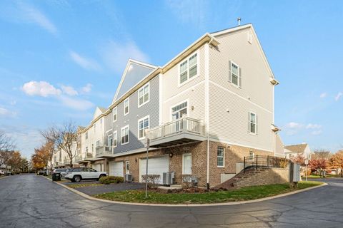 Tiny photo for 1119 Orangery Court, Carol Stream, IL 60188 (MLS # 12517224)