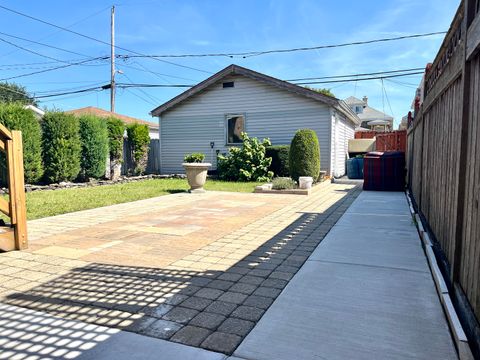 Tiny photo for 4719 S Tripp Avenue, Chicago, IL 60632 (MLS # 12473102)