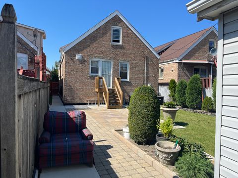 Tiny photo for 4719 S Tripp Avenue, Chicago, IL 60632 (MLS # 12473102)