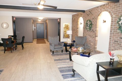 Tiny photo for 603 S River Road #2M, Des Plaines, IL 60016 (MLS # 12622984)