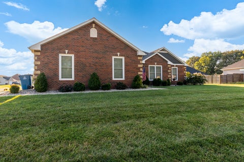 Tiny photo for 2004 Dew Drop Drive, Marion, IL 62959 (MLS # 12747975)