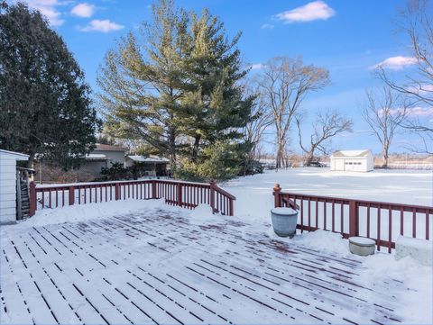 Tiny photo for 178 Brookhill Road, Libertyville, IL 60048 (MLS # 12561899)