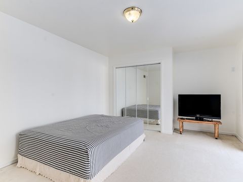 Tiny photo for 178 Brookhill Road, Libertyville, IL 60048 (MLS # 12561899)