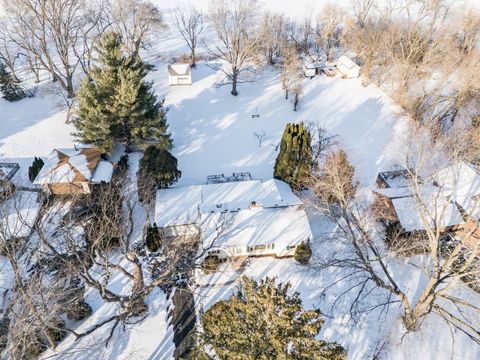 Tiny photo for 178 Brookhill Road, Libertyville, IL 60048 (MLS # 12561899)