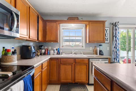 Tiny photo for 3910 Pebblebrook Lane, Champaign, IL 61822 (MLS # 12713228)
