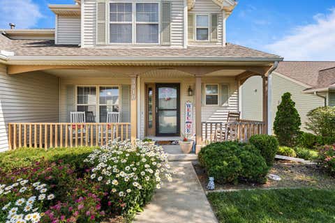 Tiny photo for 3910 Pebblebrook Lane, Champaign, IL 61822 (MLS # 12713228)