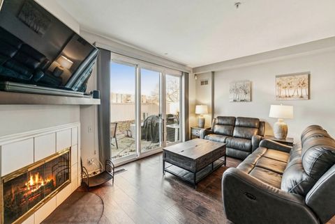 Tiny photo for 48 Arboretum Drive #253, Lombard, IL 60148 (MLS # 12568927)