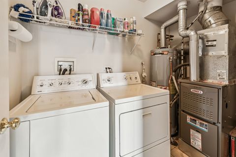 Tiny photo for 48 Arboretum Drive #253, Lombard, IL 60148 (MLS # 12568927)