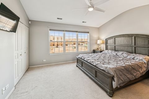 Tiny photo for 48 Arboretum Drive #253, Lombard, IL 60148 (MLS # 12568927)