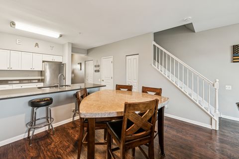 Tiny photo for 48 Arboretum Drive #253, Lombard, IL 60148 (MLS # 12568927)